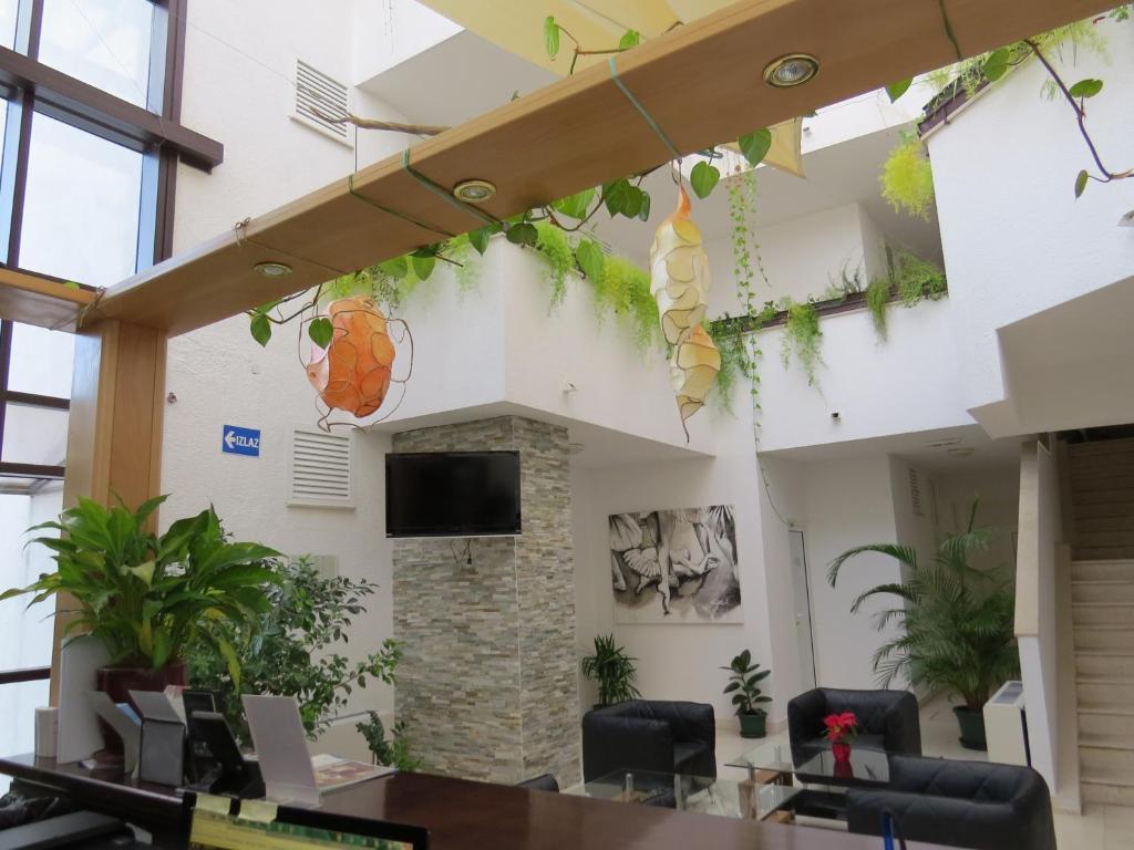 Hotel Ballet School Kastela Exterior photo